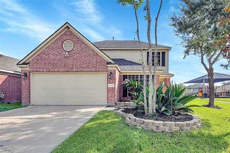 15926 Wisteria Hill St Houston, TX 77073