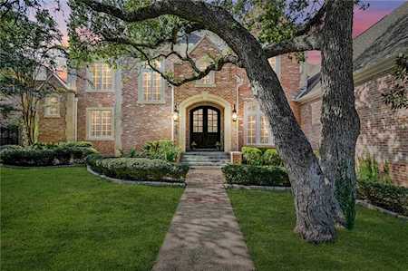 3004 Sparkling Brook LN Austin, TX 78746