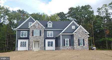 1148 Donnelly Horsham, PA 19044