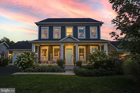 24723 Black Willow Dr Aldie, VA 20105