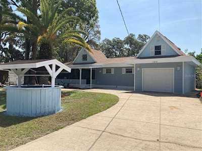 11818 Lakewood Dr Hudson, FL 34669
