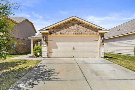 1680 Treeta TRL Kyle, TX 78640