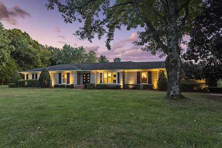 601 Baxter Ln Nashville, TN 37220