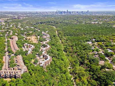 1741 Spyglass DR #231 Austin, TX 78746