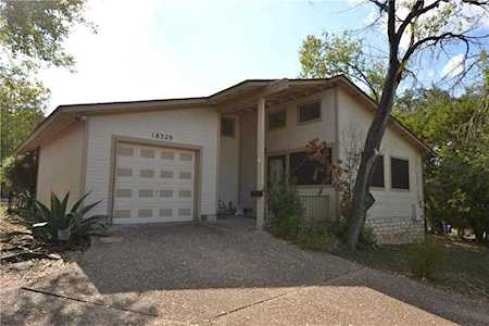 18329 Roundrock RD Jonestown, TX 78645