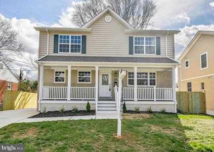6404 Lone Oak Dr Bethesda, MD 20817