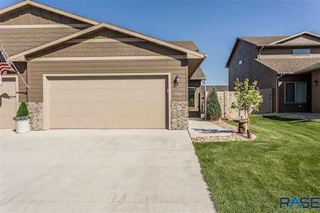 5706 S Bounty Pl Sioux Falls, SD 57108