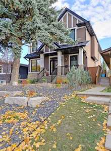 3826 3 St NW Calgary, AB T2K 0Z7