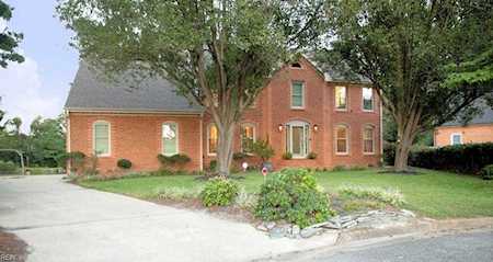 801 Heritage Point Chesapeake, VA 23322