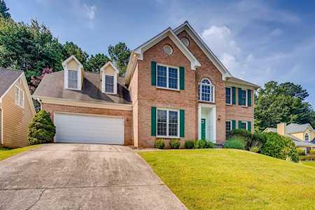 1645 Misty River Run Roswell, GA 30076