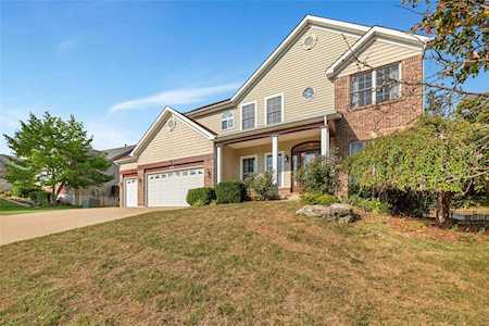 305 Cimarron Valley Trl Wentzville, MO 63385