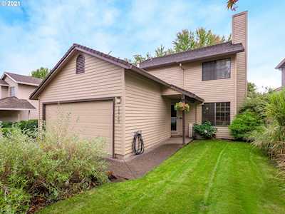 12740 SW Springwood Dr Tigard, OR 97223