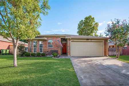 808 Havenbrook Drive Arlington, TX 76001