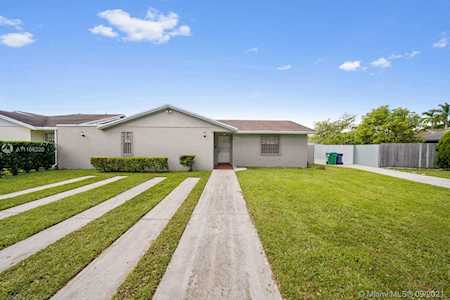 6810 SW 130th Ave #6810 Miami, FL 33183
