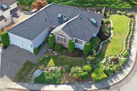 7825 Amethyst Loop Silverdale, WA 98383
