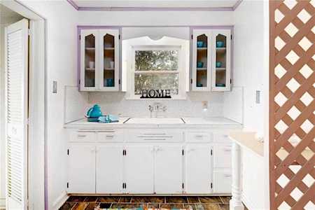 1308 W Saint Johns Ave Austin, TX 78757