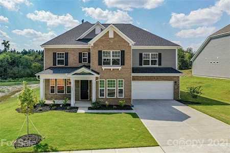 7041 Irongate Dr Lancaster, SC 29720