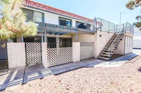 905 Willow Tree Dr #C Las Vegas, NV 89128