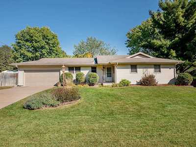 781 Mohican Lane Mendota Heights, MN 55120