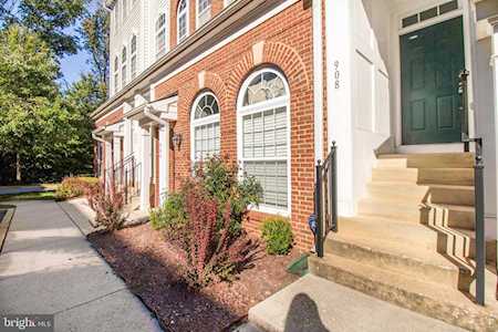 908 Pine Forest Ln #1806 Upper Marlboro, MD 20774
