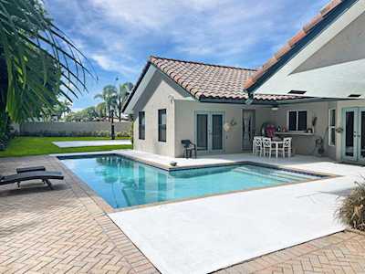 2470 NW 25th Street Boca Raton, FL 33431