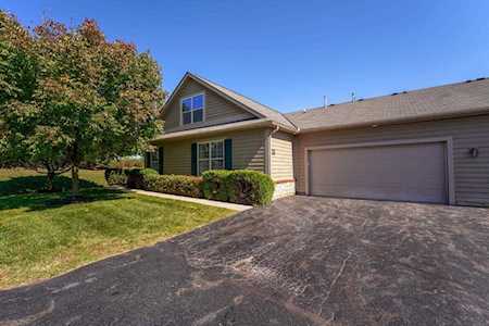 6760 Lakeview Circle Canal Winchester, OH 43110