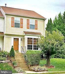 864 Smartts Ln Leesburg, VA 20176