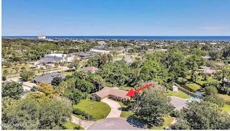 812 Davis St Neptune Beach, FL 32266