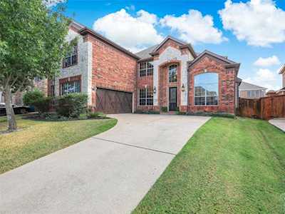 704 Lathrop Street Lantana, TX 76226