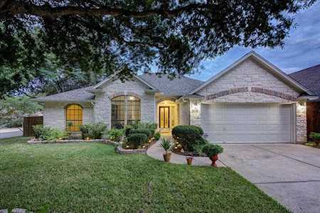 10901 Bexley LN Austin, TX 78739