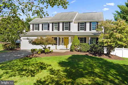 2800 Forest Brook Ct Ellicott City, MD 21042