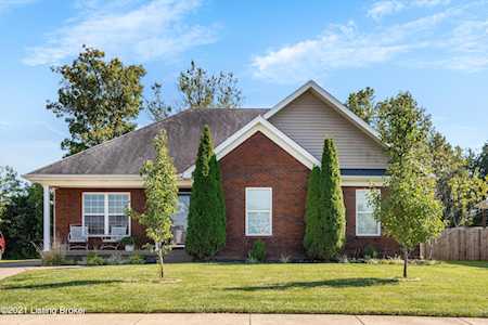 990 Tecumseh Dr Shepherdsville, KY 40165