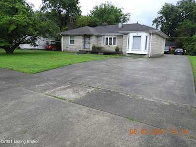 2504 Fureen Dr Louisville, KY 40218