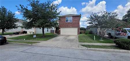 6905 Panda Royle DR Del Valle, TX 78617