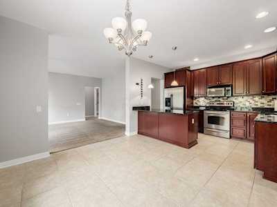 250 Daniel Burnham Square Columbus, OH 43215
