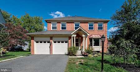 13600 Angelica Ct Chantilly, VA 20151
