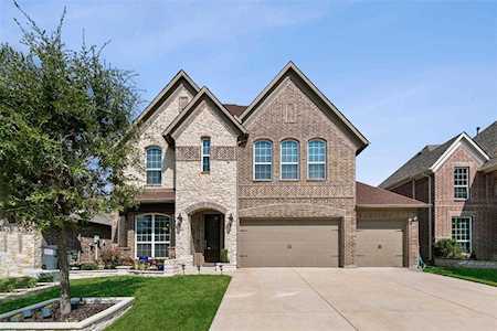 2505 Valley Glen Drive Little Elm, TX 75068