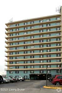 3320 Bardstown Rd #11 Louisville, KY 40218