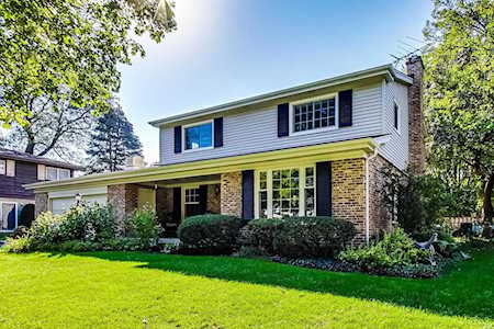 1303 W Mulberry Ln Arlington Heights, IL 60005