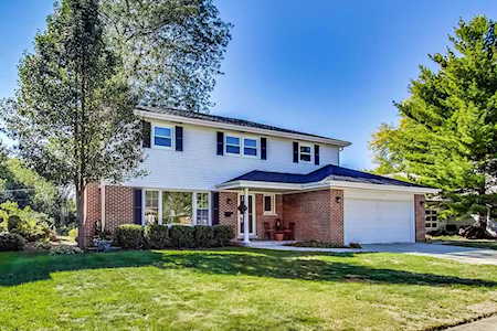 1341 W Park St Arlington Heights, IL 60005