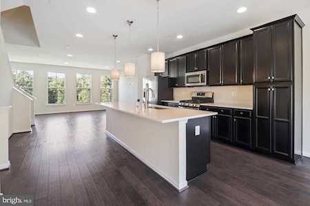 7216 Hartley Ln Glen Burnie, MD 21060