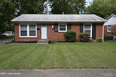 8205 Cris Dr Louisville, KY 40291