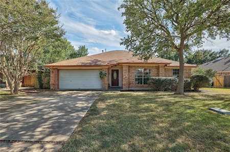 6805 Ashprington LN Austin, TX 78754