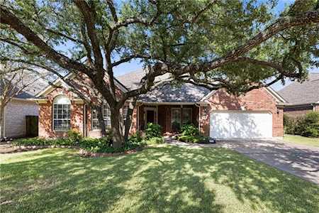 5348 Austral LOOP Austin, TX 78739