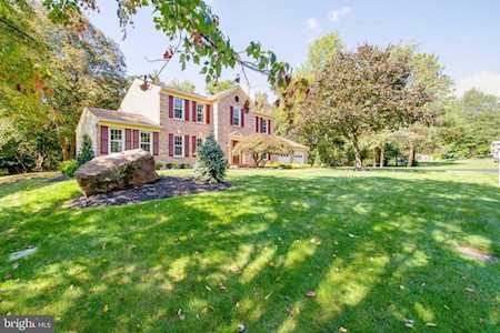 986 Redberry Ct Great Falls, VA 22066