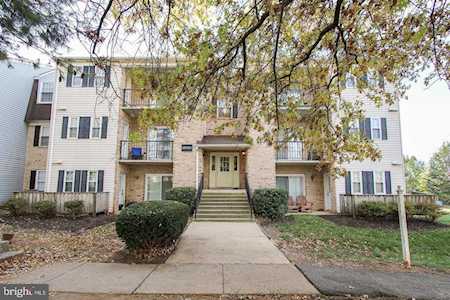 18324 Streamside Dr #302 Gaithersburg, MD 20879