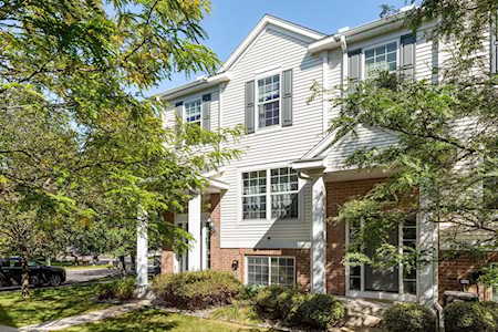 899 Ledgestone Drive Mahtomedi, MN 55115