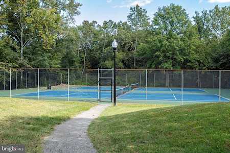 210 Spring Maiden Ct #304 Glen Burnie, MD 21060