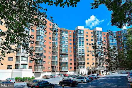 15107 Interlachen Dr #2-718 Silver Spring, MD 20906