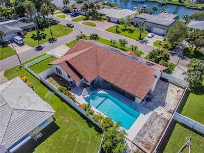 4301 46th Ave S St. Petersburg, FL 33711